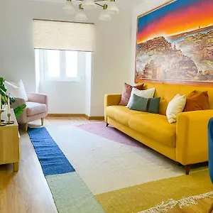 alfama-cruise-terminal-1-bed-apt-near-the-tagus-river-with-a-c.hotels-lisbon-portugal.com/